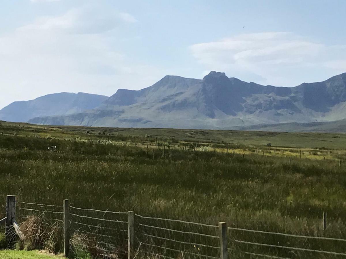 Trotternish Ridge View Daire Staffin Dış mekan fotoğraf